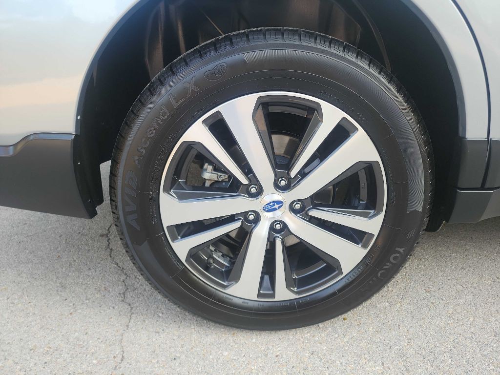 2019 Subaru Outback Image 12
