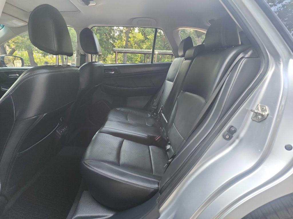 2019 Subaru Outback Image 32