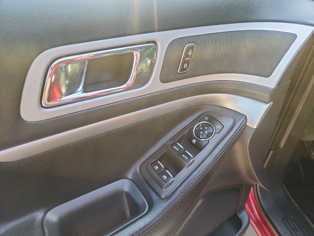 2014 Ford Explorer Image 15