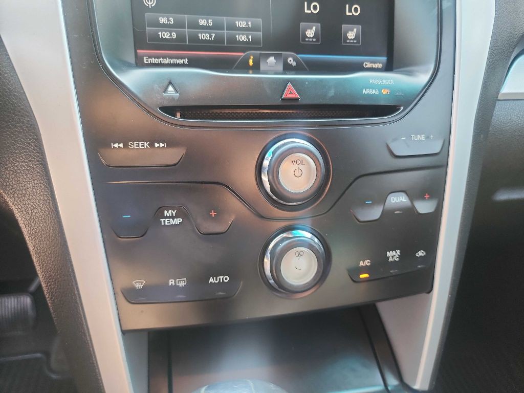 2014 Ford Explorer Image 24