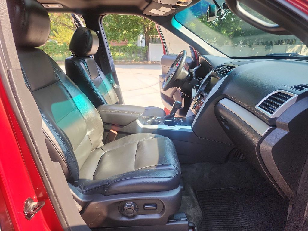 2014 Ford Explorer Image 36