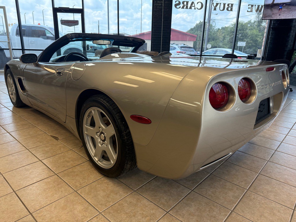 1998 Chevrolet Corvette Image 8