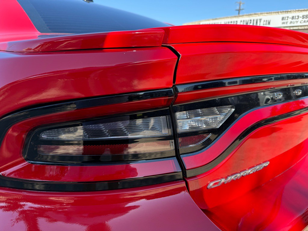 2015 Dodge Charger Image 12