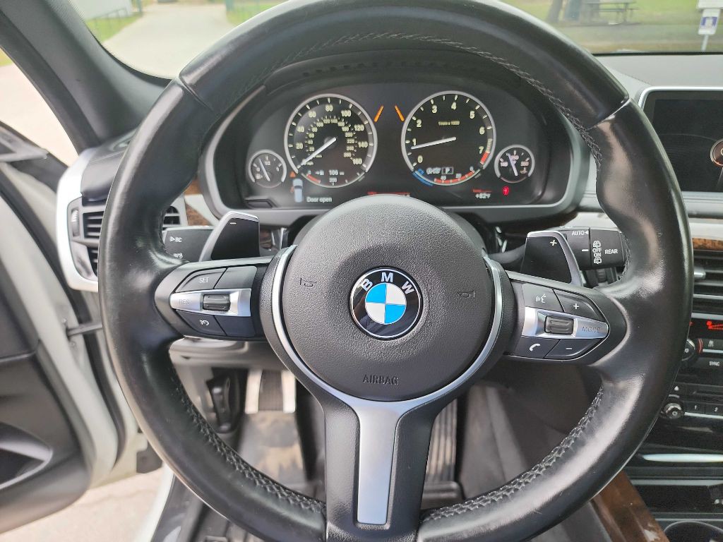 2015 BMW X5 Image 16