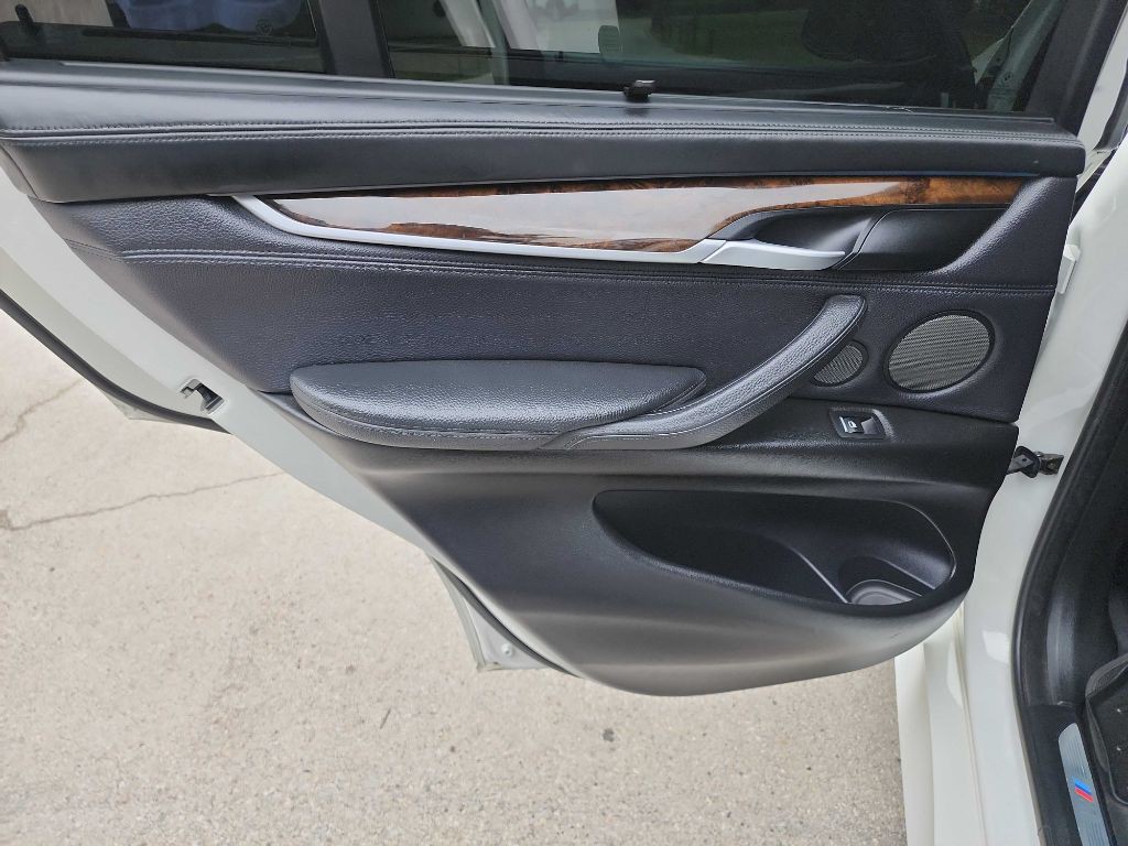 2015 BMW X5 Image 28