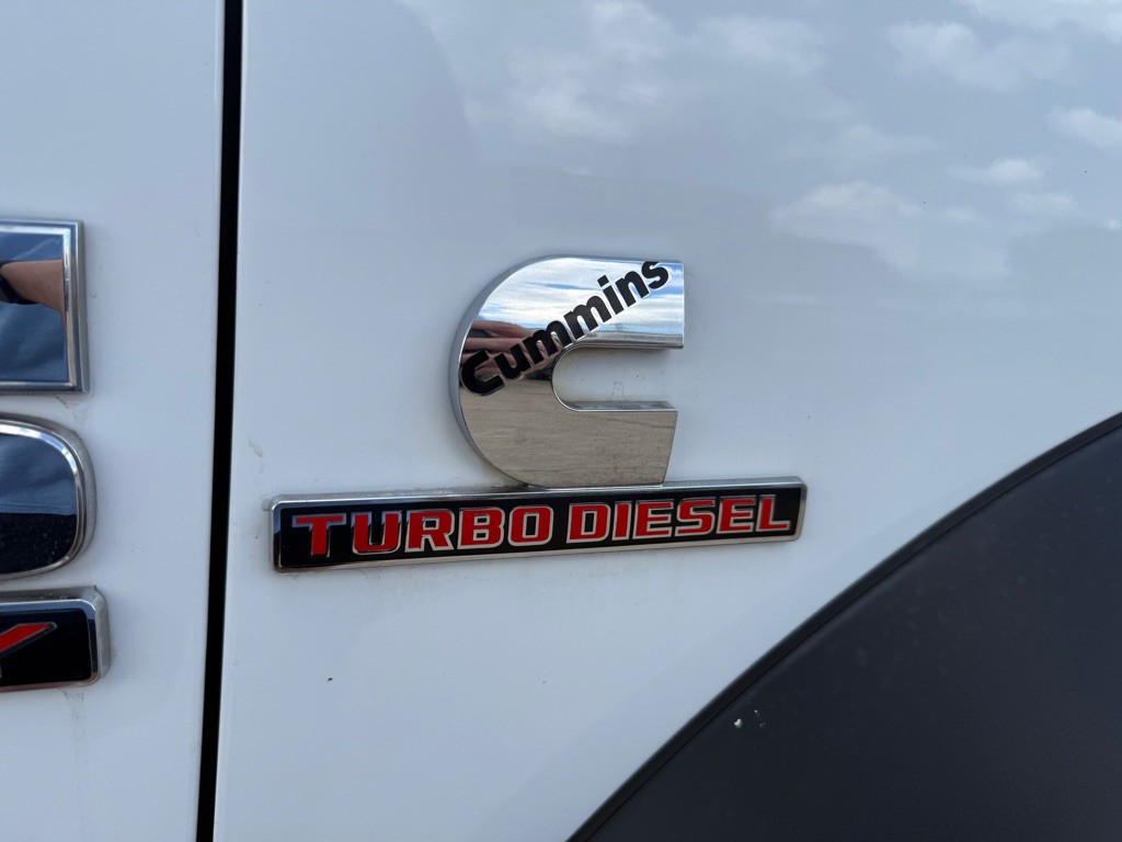 2015 RAM 4500 Image 12