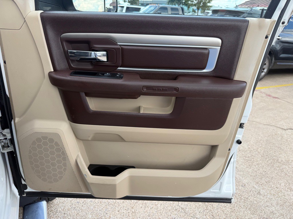 2015 RAM 4500 Image 22
