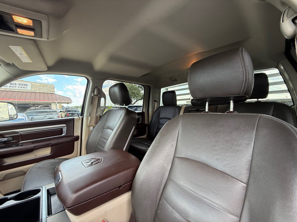 2015 RAM 4500 Image 26