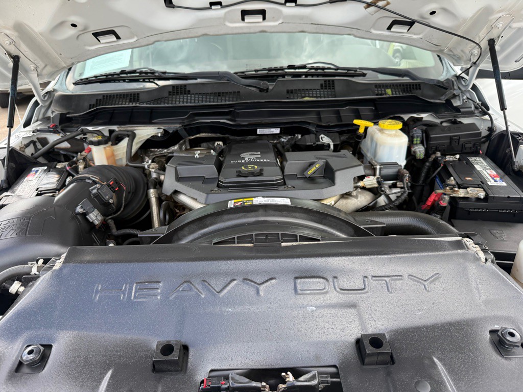 2015 RAM 4500 Image 37