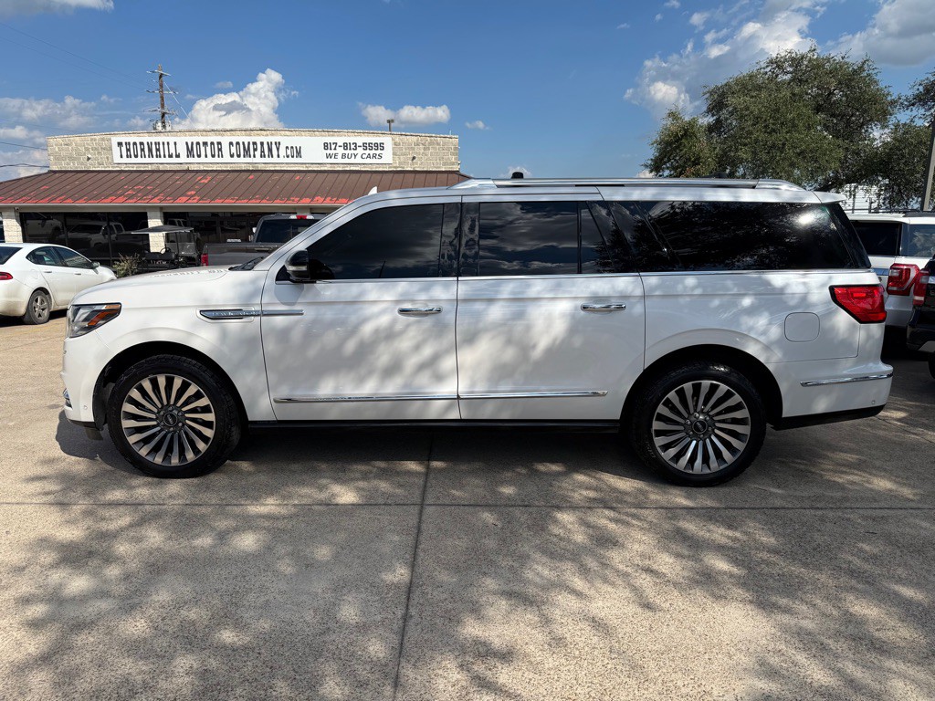 2019 Lincoln Navigator Image 4