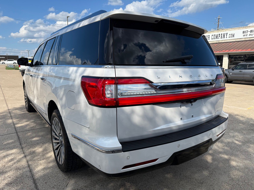 2019 Lincoln Navigator Image 5