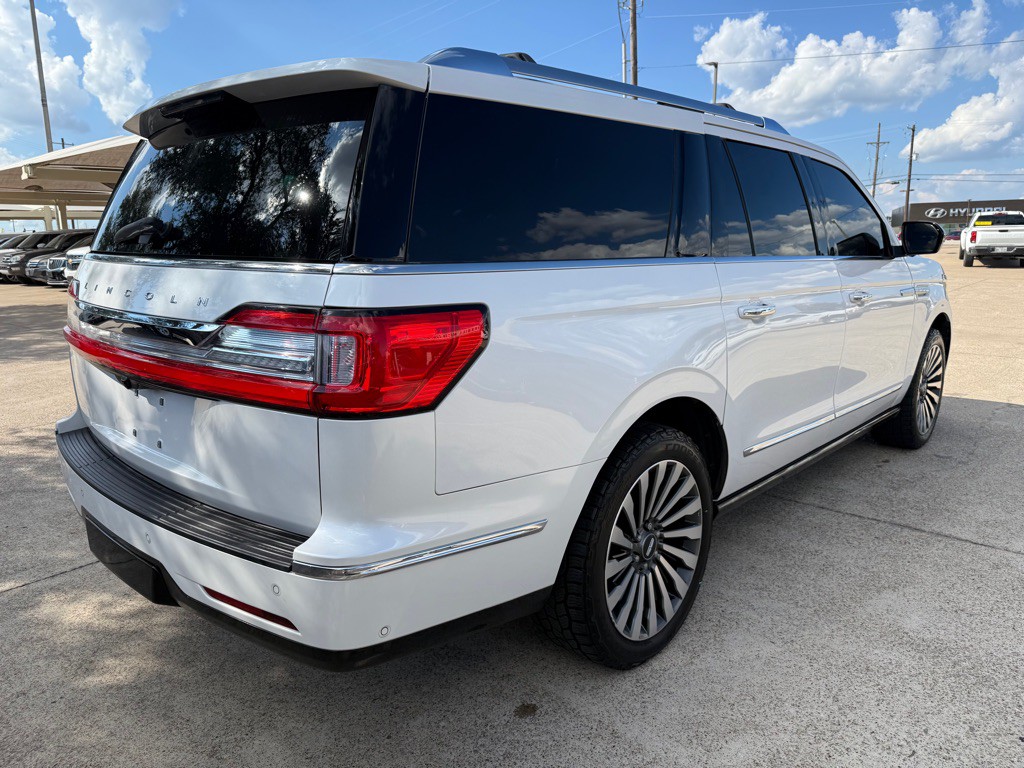 2019 Lincoln Navigator Image 7
