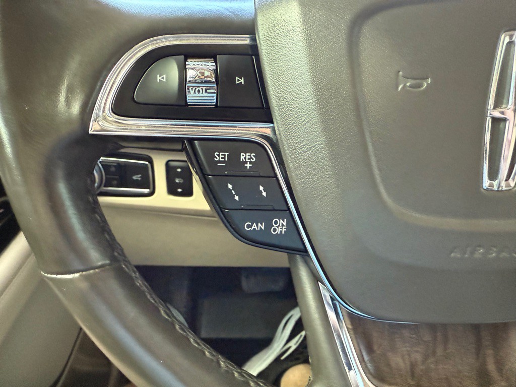 2019 Lincoln Navigator Image 28