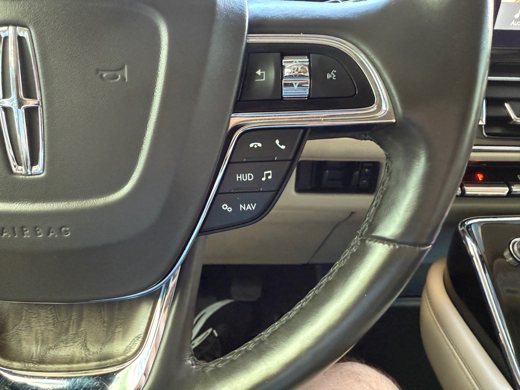 2019 Lincoln Navigator Image 29