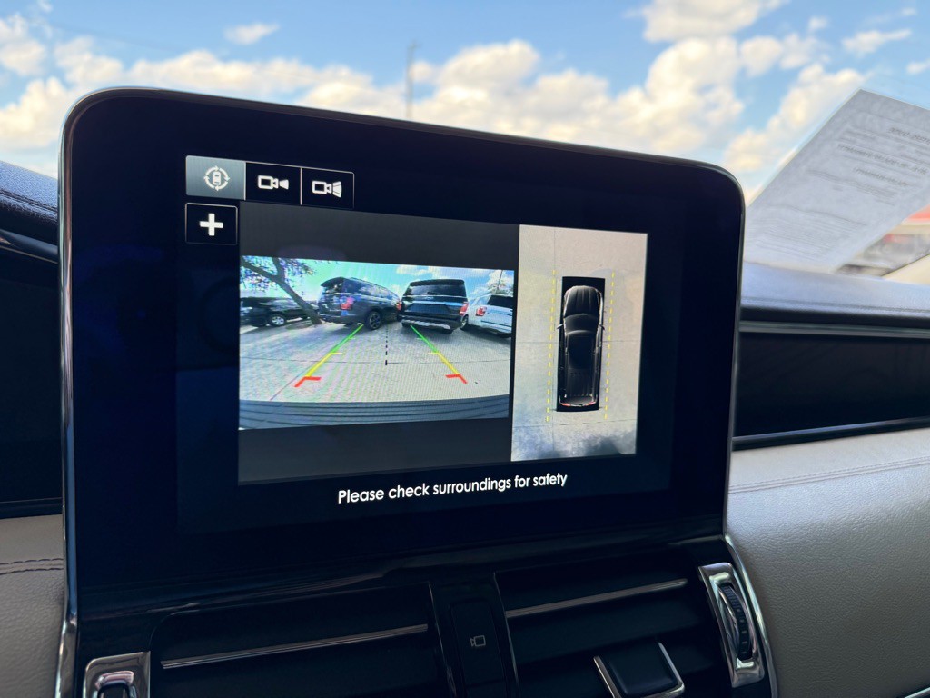 2019 Lincoln Navigator Image 37