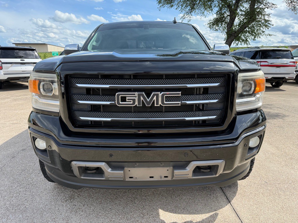 2015 GMC Sierra Image 2