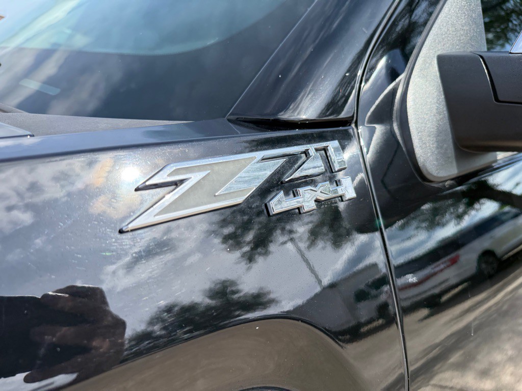 2015 GMC Sierra Image 12