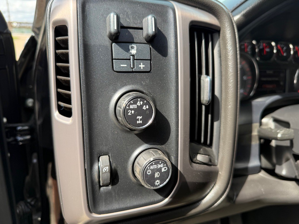2015 GMC Sierra Image 21