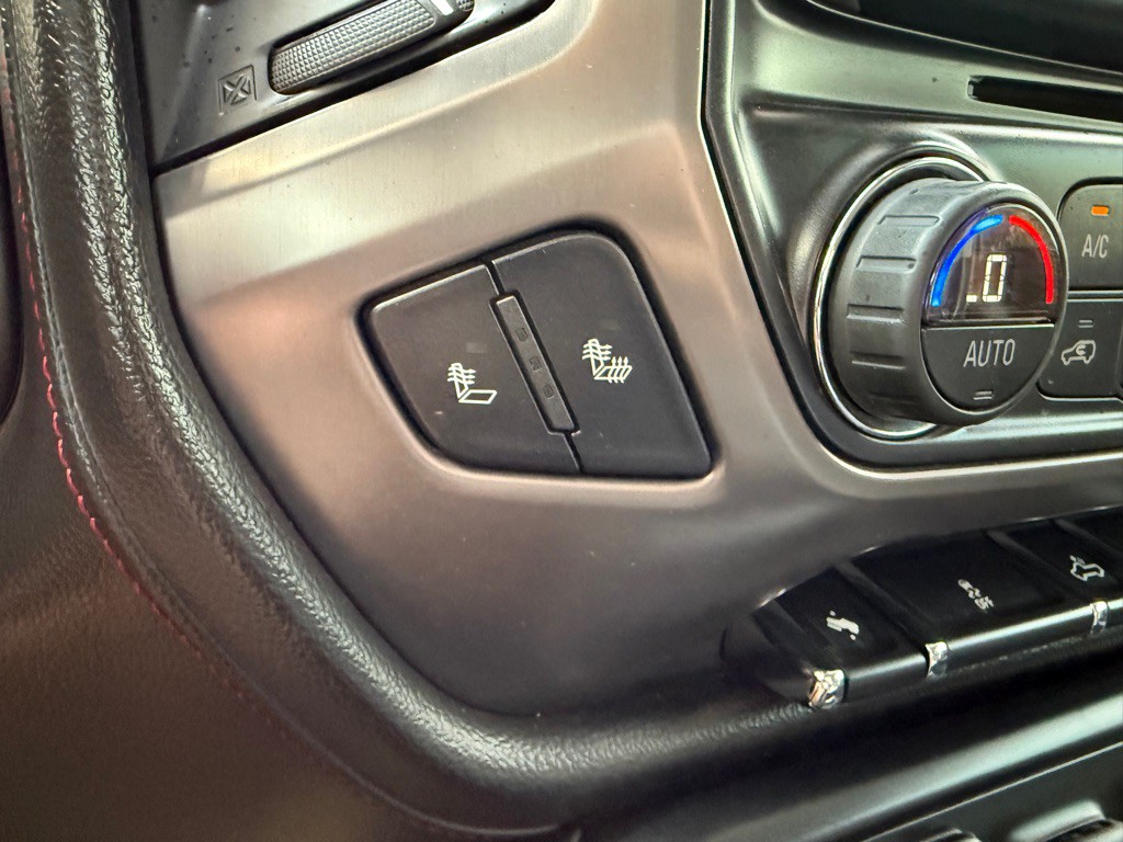2015 GMC Sierra Image 31