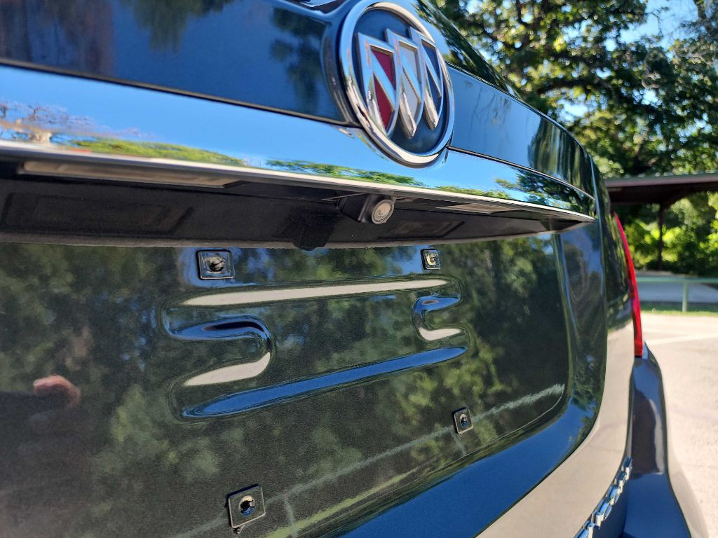 2017 Buick Enclave Image 7