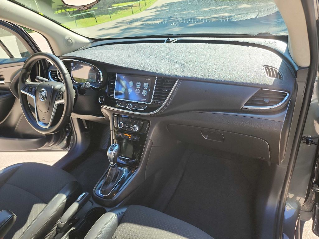 2017 Buick Enclave Image 32