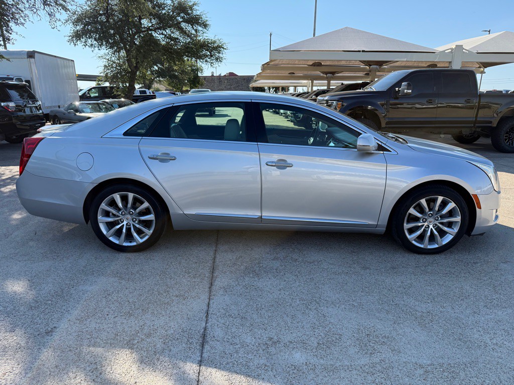 2015 Cadillac XTS Image 8