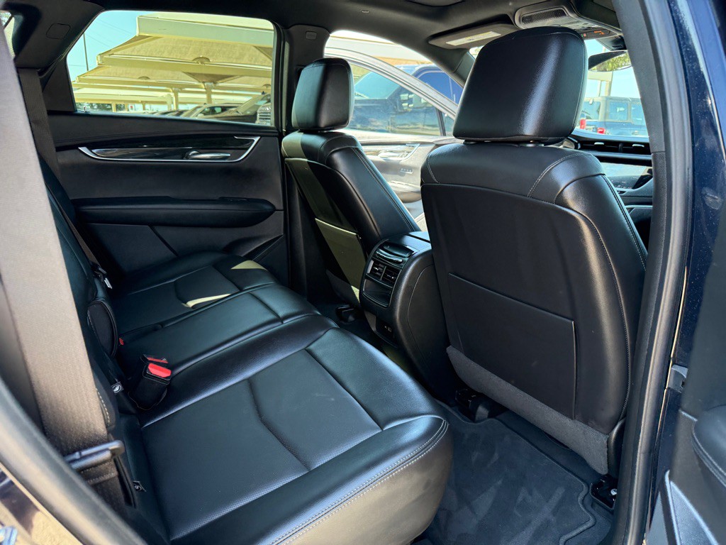2021 Cadillac XT5 Image 17