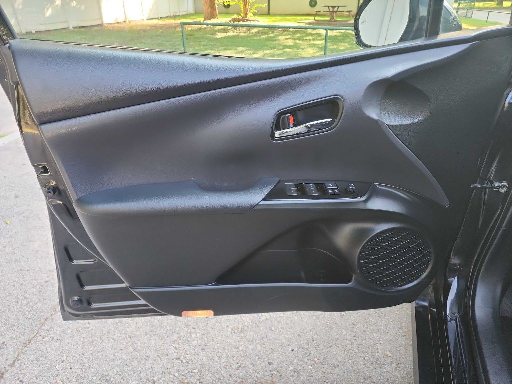 2019 Toyota Prius Image 9