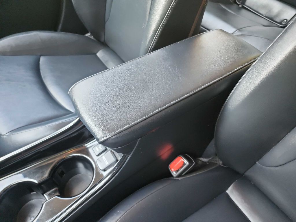 2019 Toyota Prius Image 17