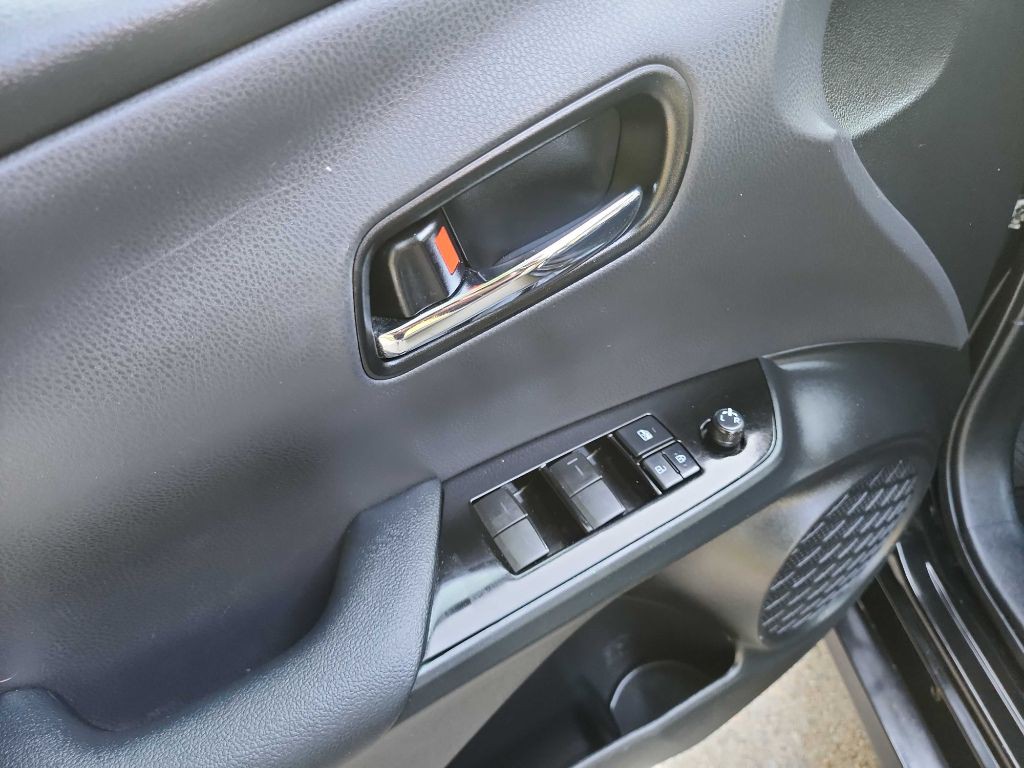 2019 Toyota Prius Image 13