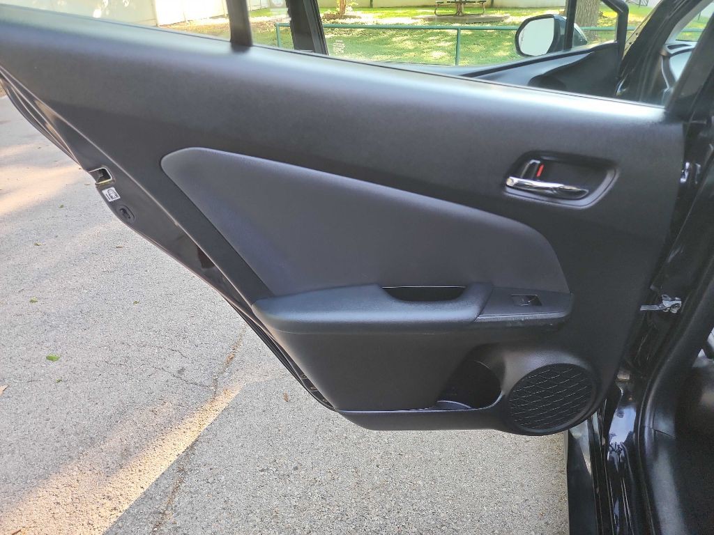 2019 Toyota Prius Image 18