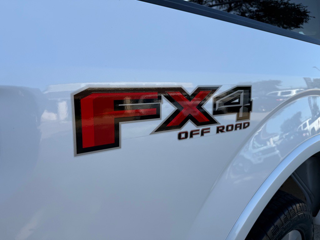 2015 Ford F-150 Image 11