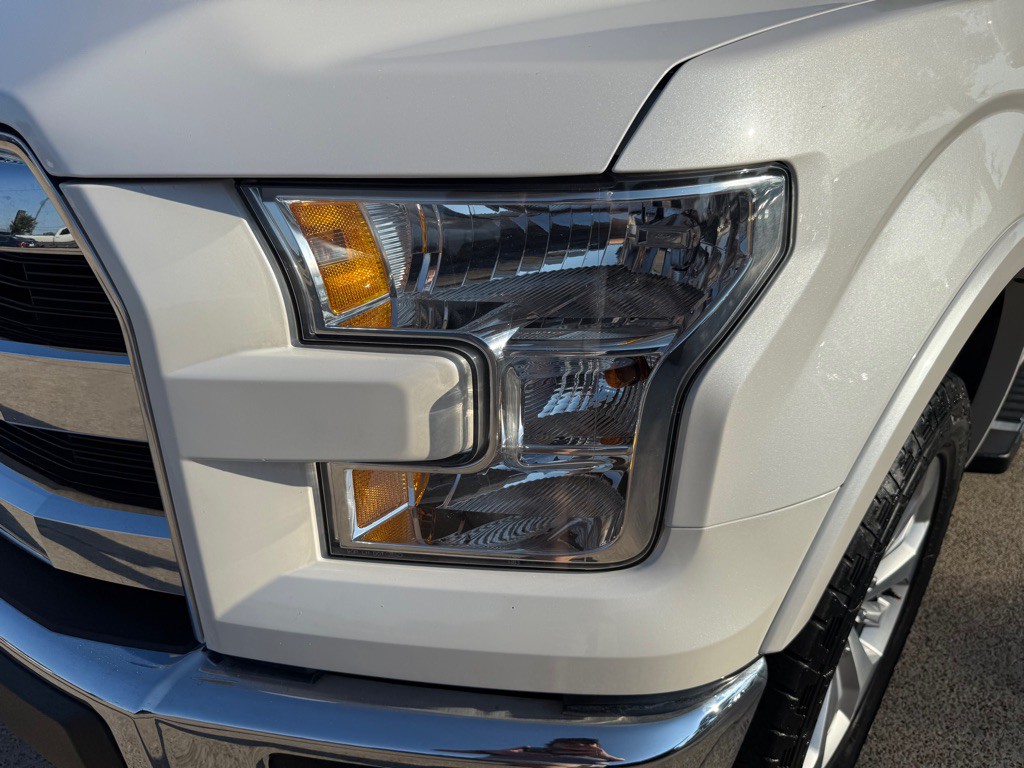 2015 Ford F-150 Image 12