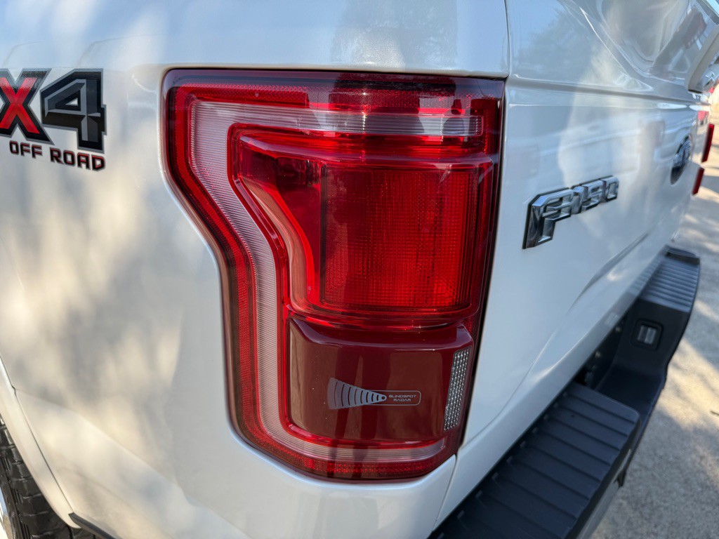 2015 Ford F-150 Image 14