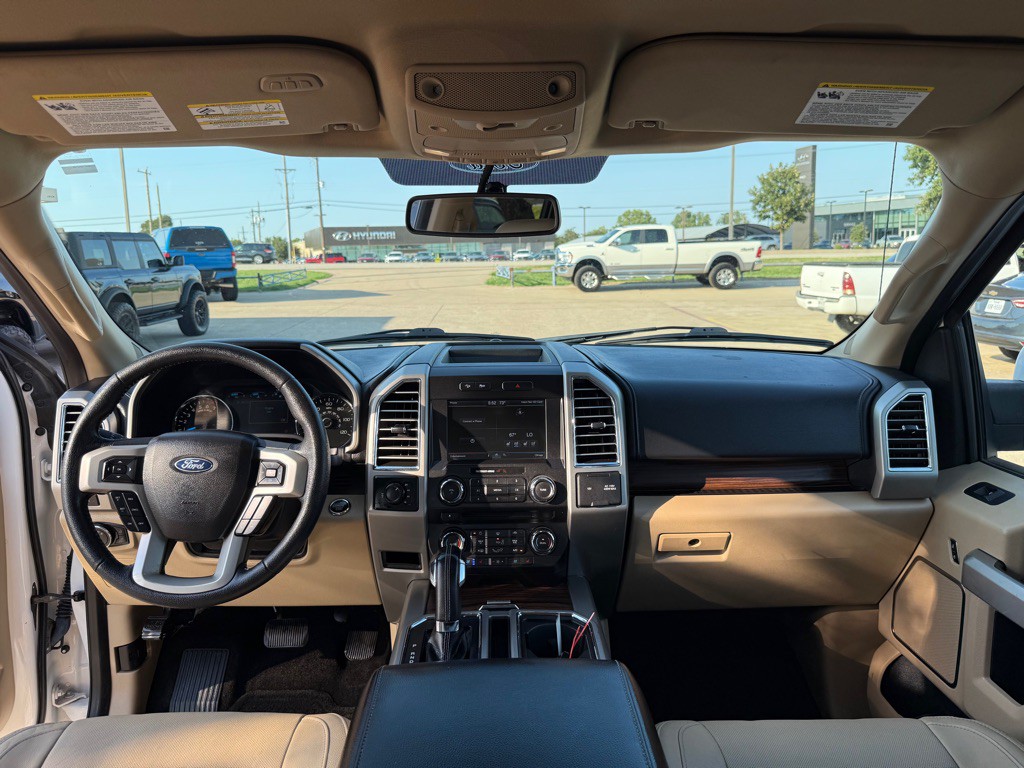 2015 Ford F-150 Image 28