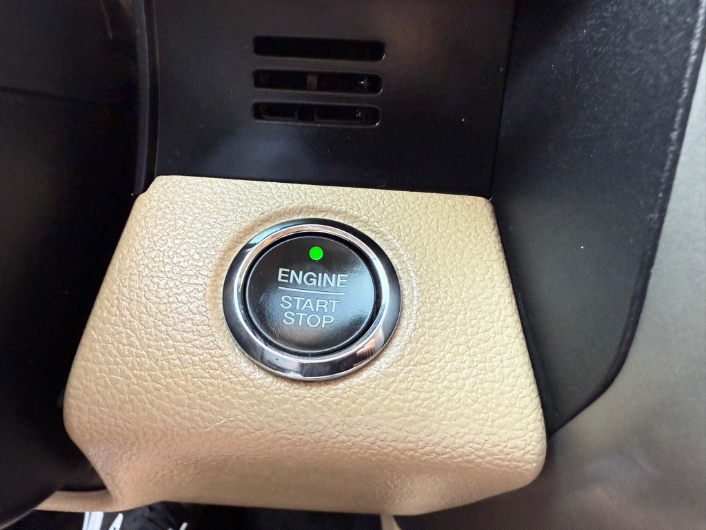 2015 Ford F-150 Image 33