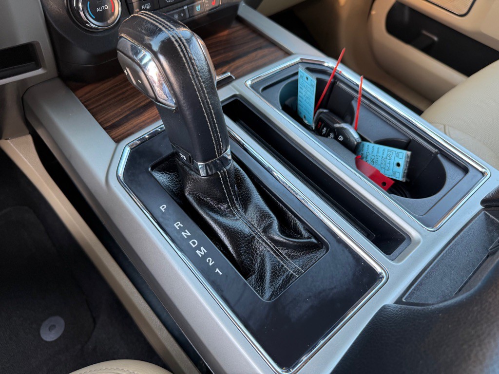 2015 Ford F-150 Image 34