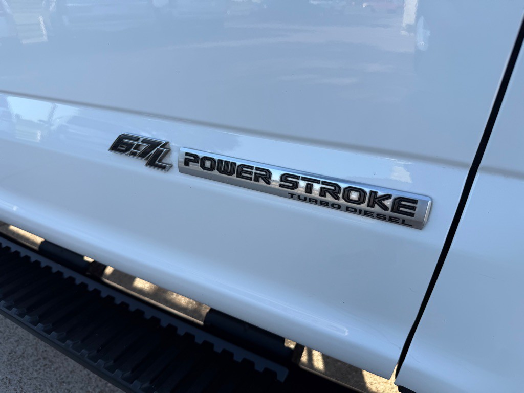 2022 Ford F-350 Image 12