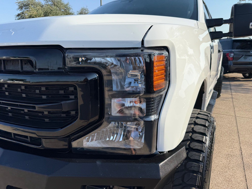 2022 Ford F-350 Image 14