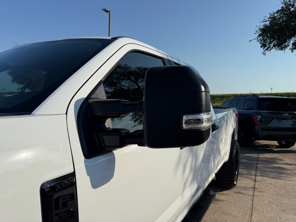 2022 Ford F-350 Image 15