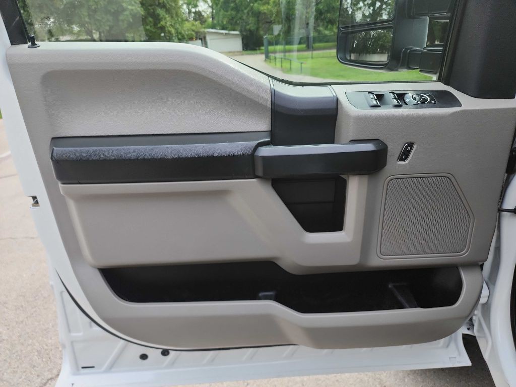 2022 Ford F-250 Image 16