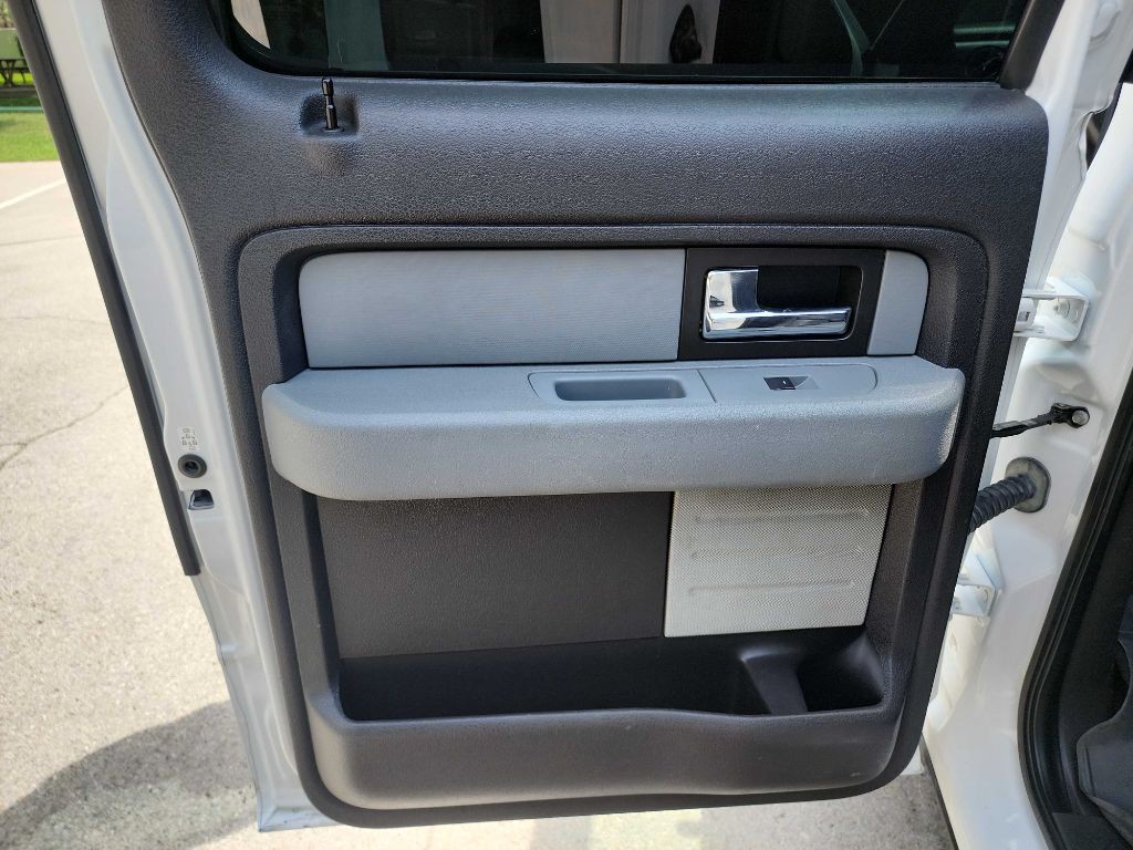 2014 Ford F-150 Image 28