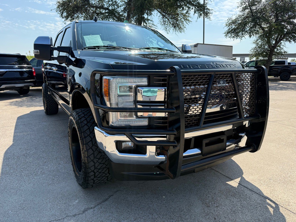 2019 Ford F-250 Image 1