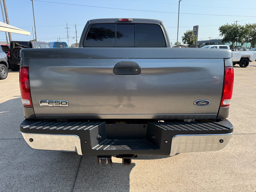 2005 Ford F-250 Image 6