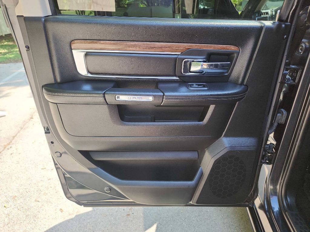 2016 RAM 2500 Image 36