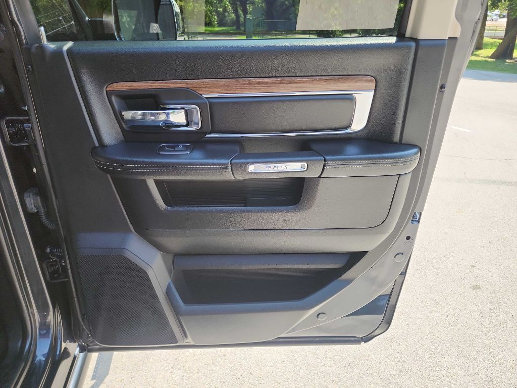 2016 RAM 2500 Image 40