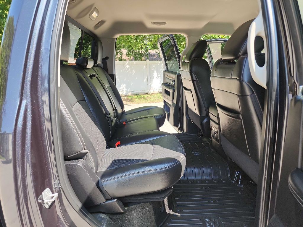 2016 RAM 2500 Image 42