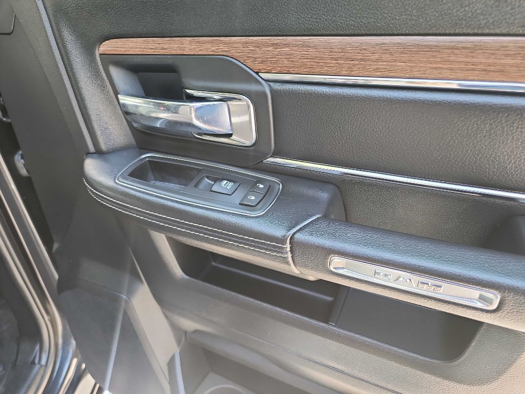 2016 RAM 2500 Image 43