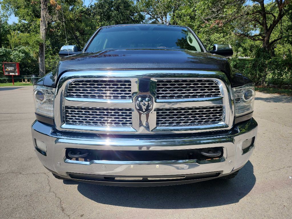 2016 RAM 2500 Image 2
