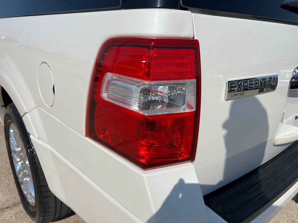 2013 Ford Expedition Image 10